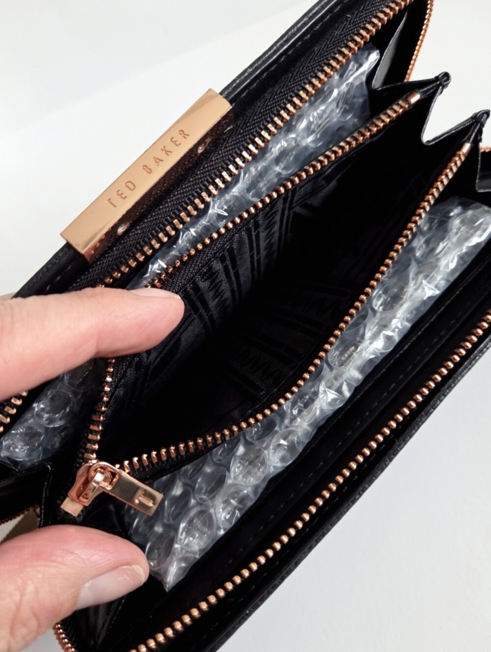 Ted Baker London Black Leather Zip Around Long Wallet With Rose Gold Hardware - Picture 8 of 16
